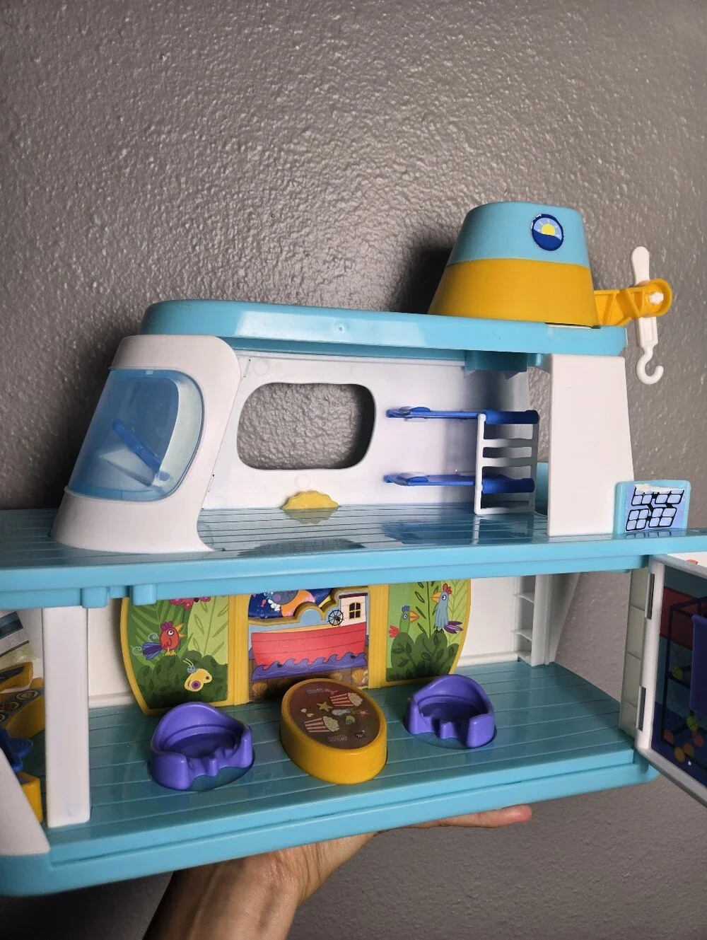 Peppa Pig Cruise Ship & Figurines